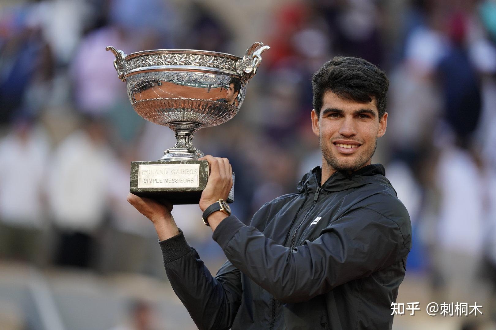 功实施了轮 功实施了轮