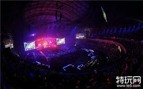 国羽女双 国羽女双